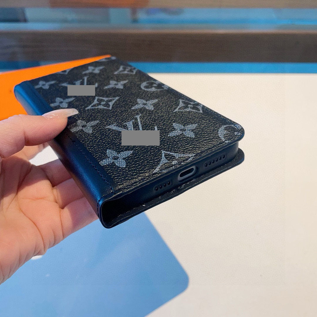 #544  スマホケース  手帳型   耐衝撃・防振性能に優れ、iPhone13-17に対応