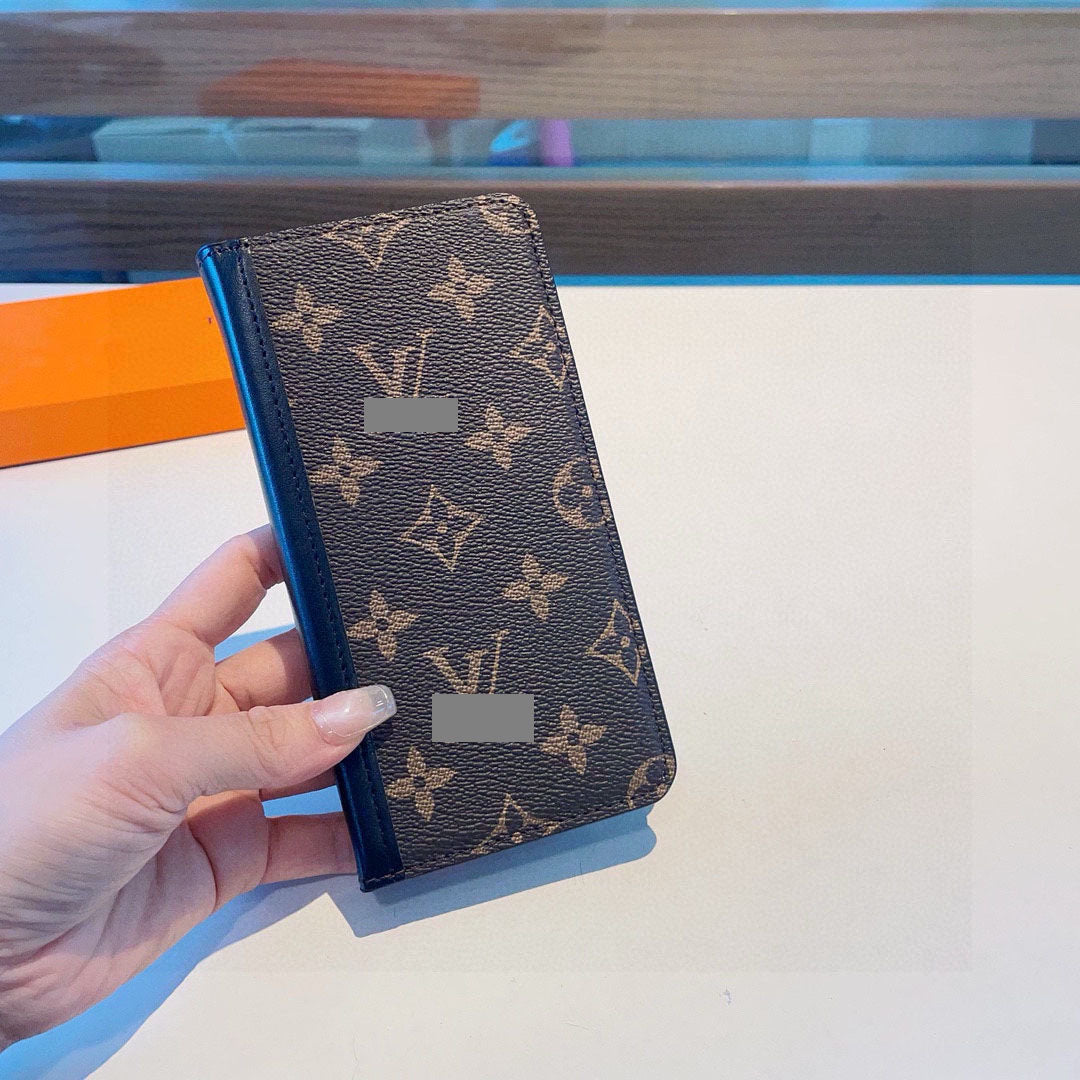 #544  スマホケース  手帳型   耐衝撃・防振性能に優れ、iPhone13-17に対応