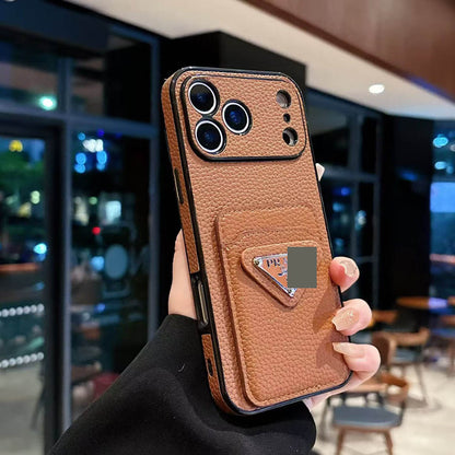 #220  スマホケース   カード収納付き  耐衝撃・防振性能に優れ  iPhone に対応