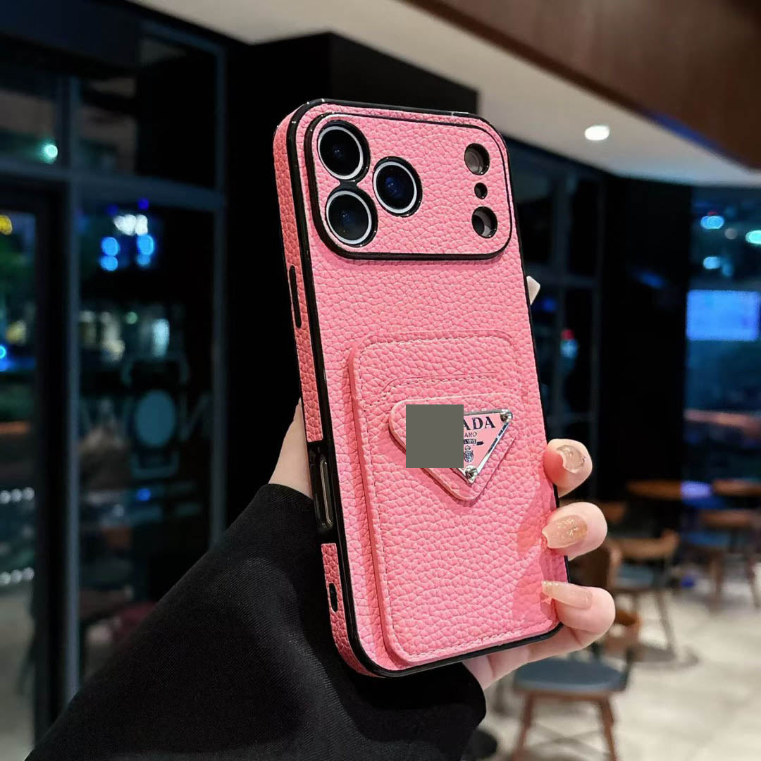 #220  スマホケース   カード収納付き  耐衝撃・防振性能に優れ  iPhone に対応