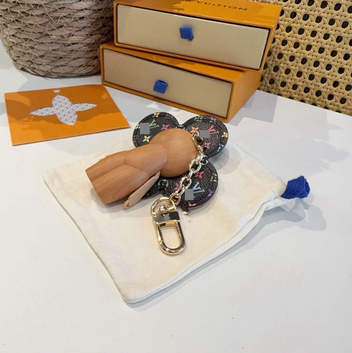 #Y13  キーホルダー  チャーム  装飾品  アクセサリー