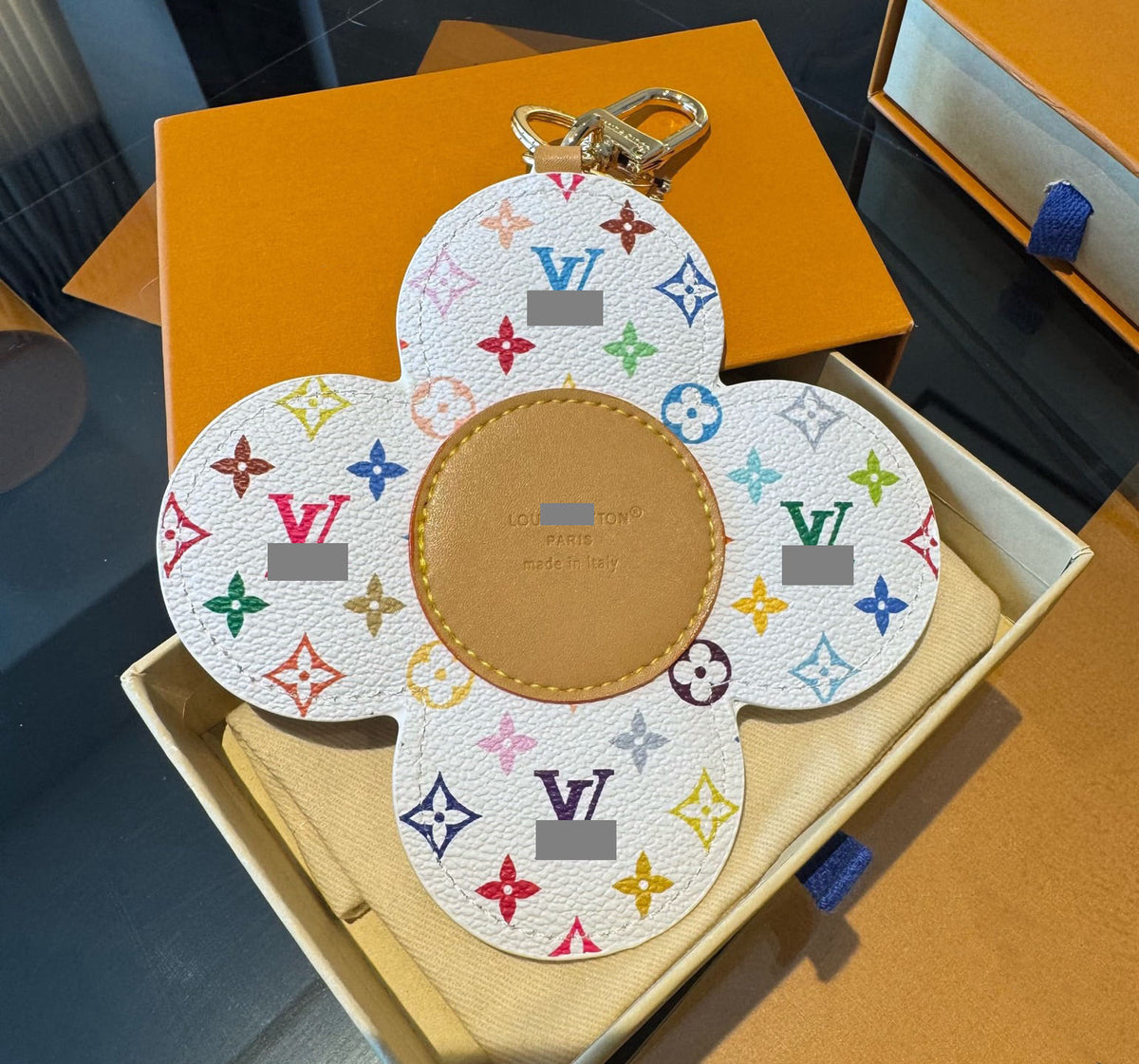#Y16  キーホルダー  チャーム  装飾品  アクセサリー
