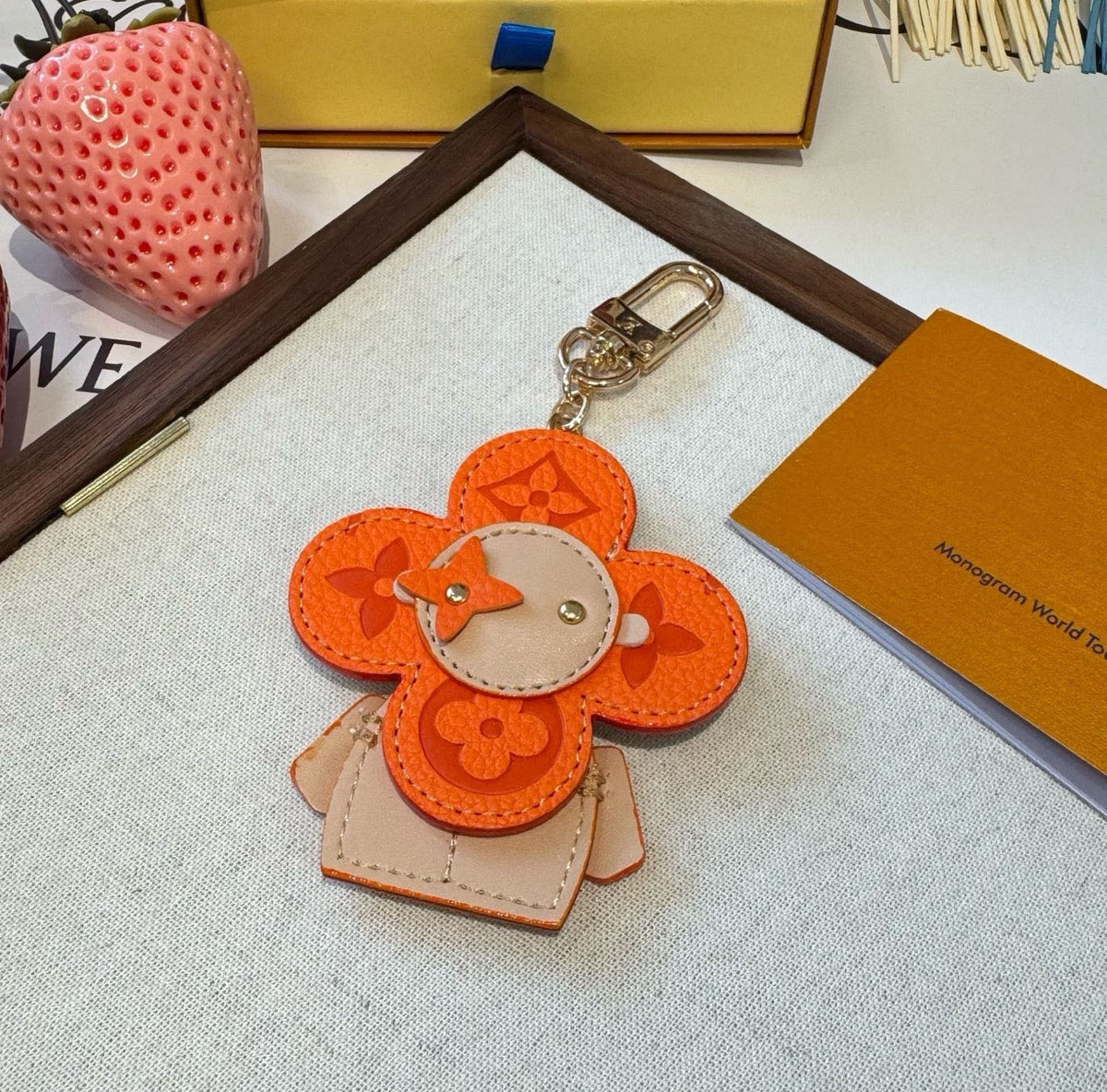 #Y14  キーホルダー  チャーム  装飾品  アクセサリー