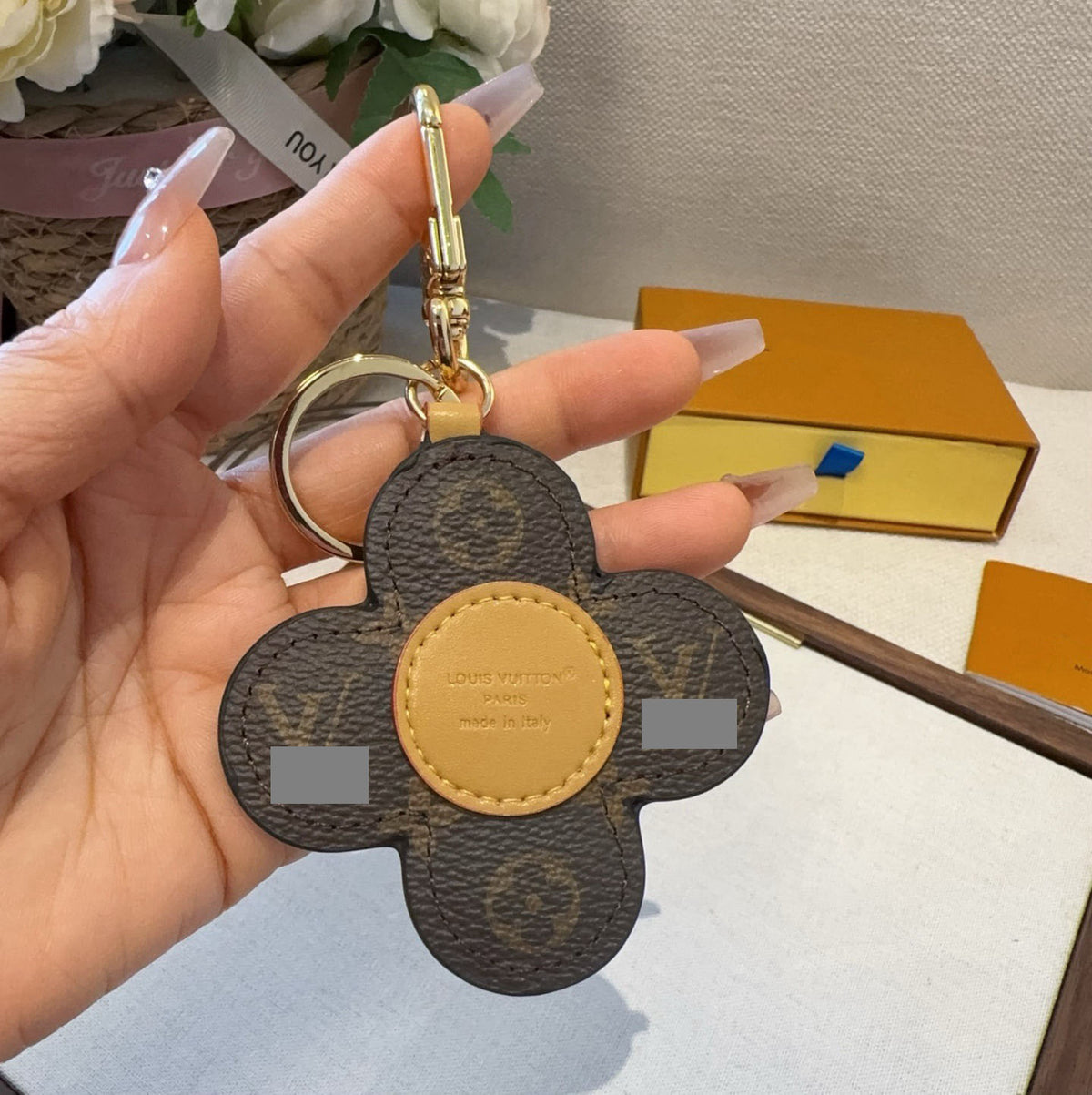 #Y16  キーホルダー  チャーム  装飾品  アクセサリー