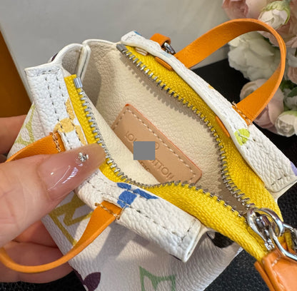#A08  イヤホンケース  保護カバー  飾りチャーム  汎用タイプ Earphone case