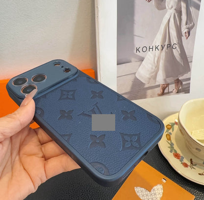 #111  スマホケース    耐衝撃・防振性能に優れ、iPhone13~17 に対応