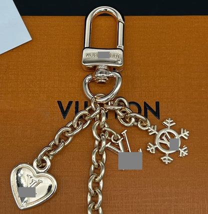 #Y08  キーホルダー  チャーム  装飾品  アクセサリー