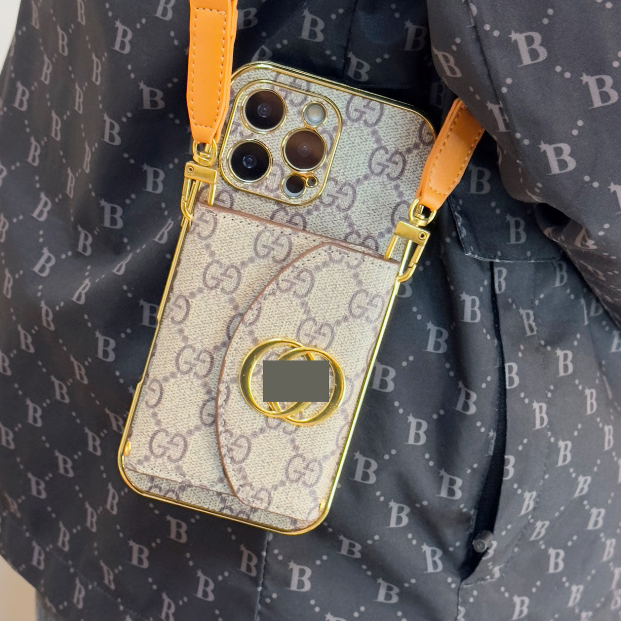 #301  スマホケース  紐付き カードケース付き 耐衝撃・防振性能に優れ、iPhoneに対応